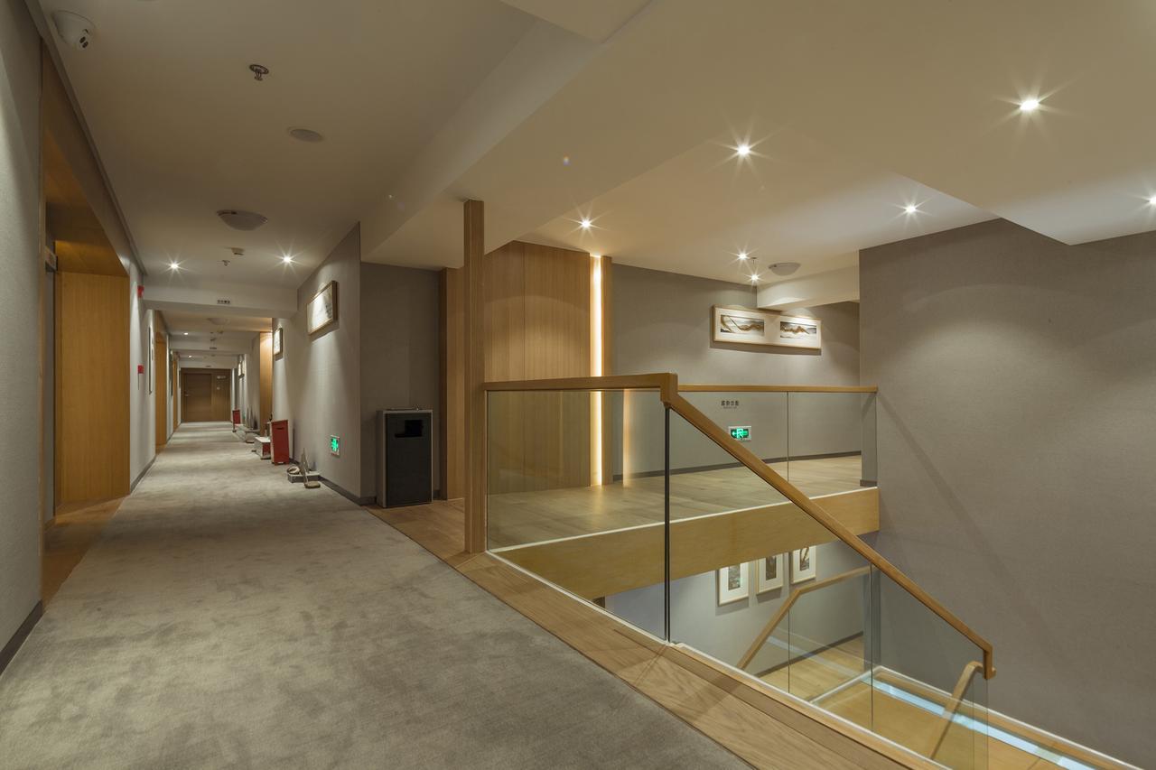 Bai Yun Qin She Boutique Hotel Chongqing Bagian luar foto