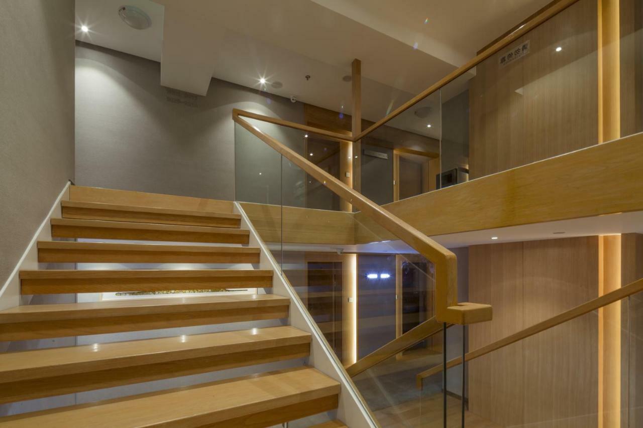 Bai Yun Qin She Boutique Hotel Chongqing Bagian luar foto